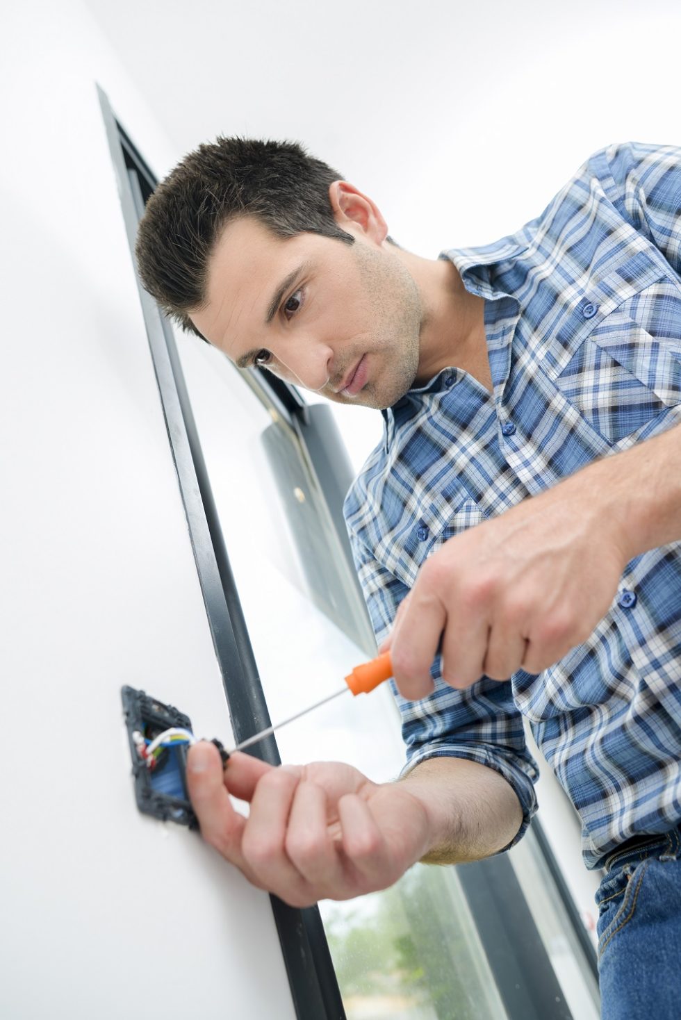 Locksmith Near Me l Contact Affordable Lock & Security